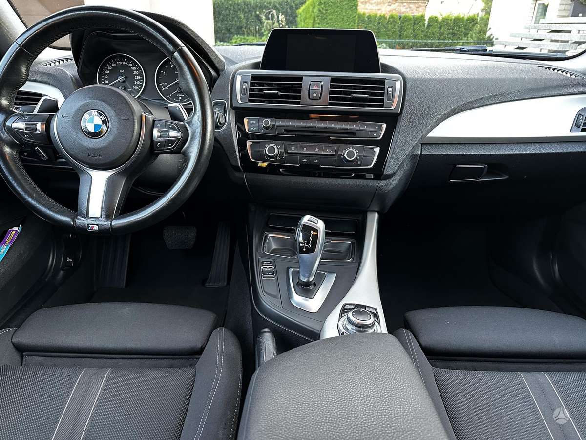 BMW 116, 1.6 l., hatchback