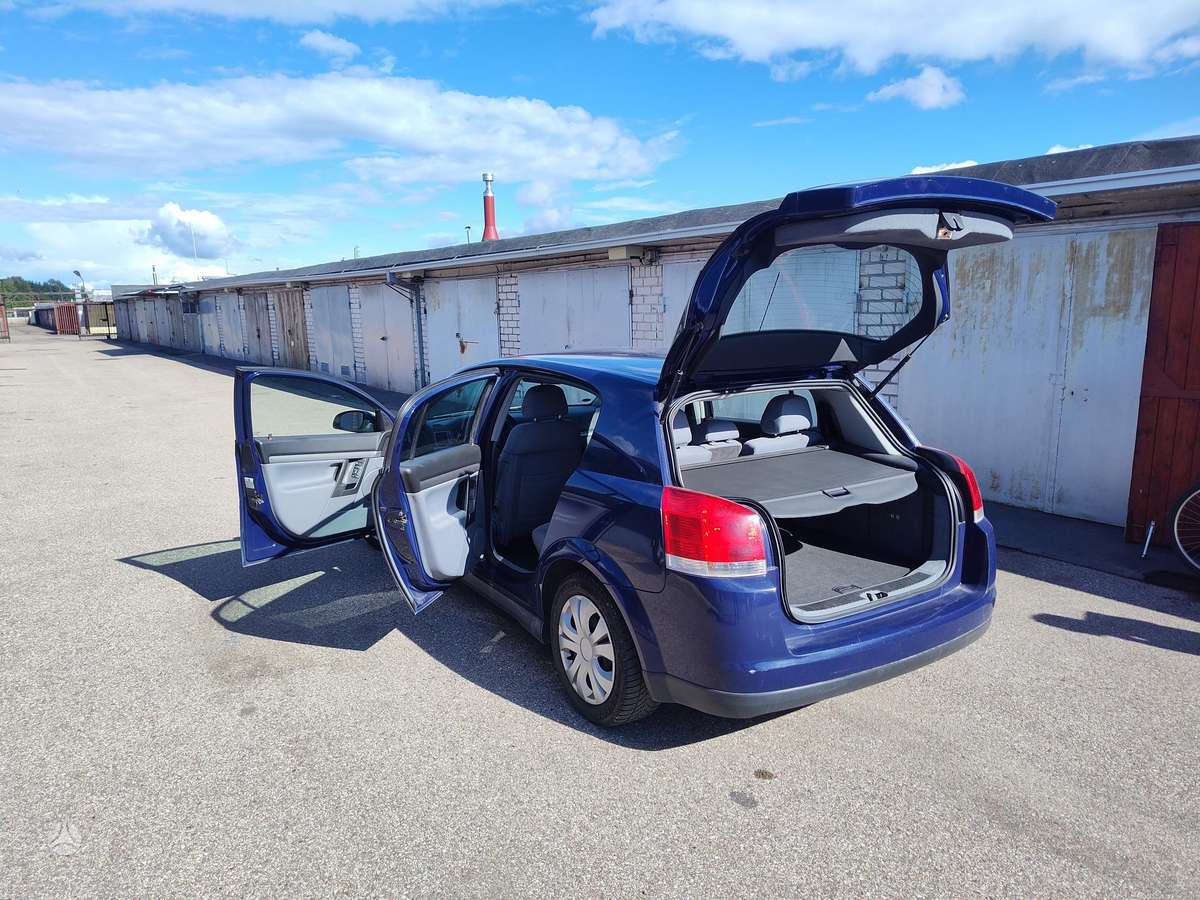 Opel Signum, 1.8 l., Универсал