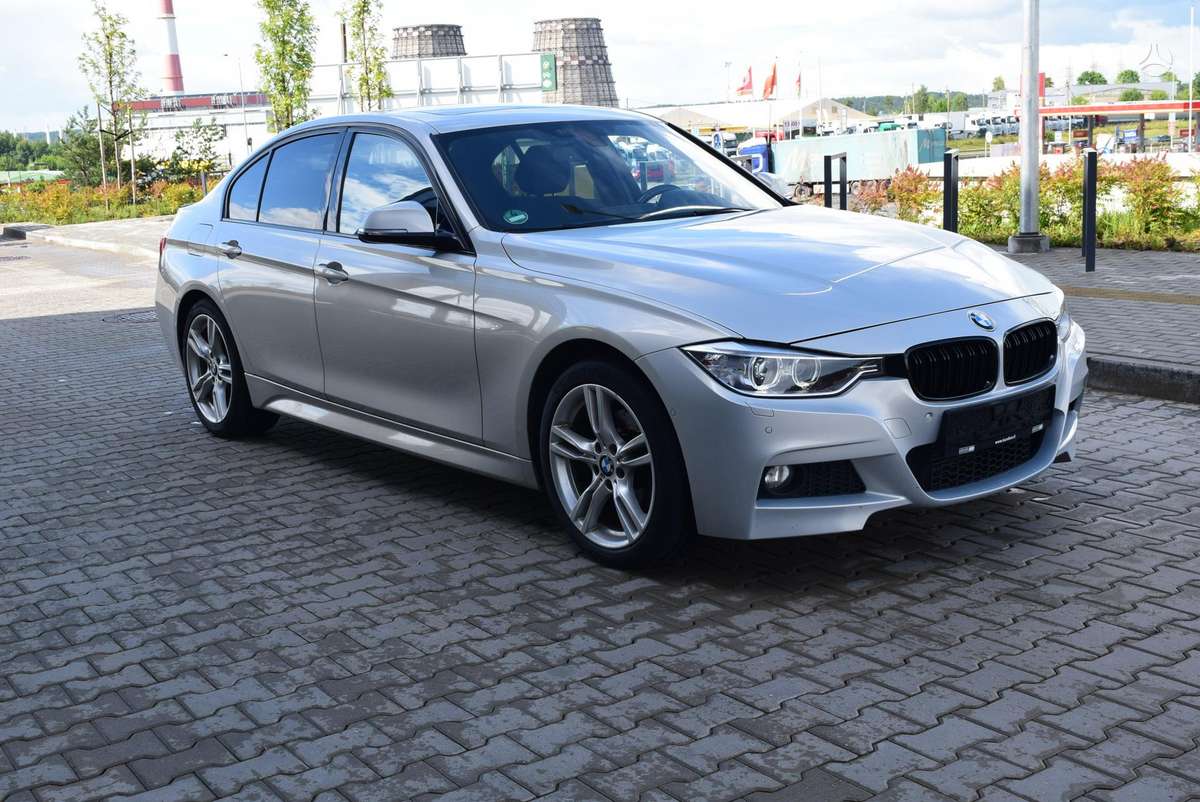 BMW 320, 2.0 l., Седан