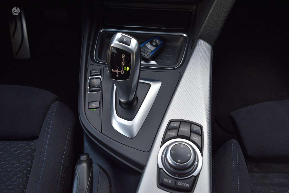BMW 320, 2.0 l., sedanas