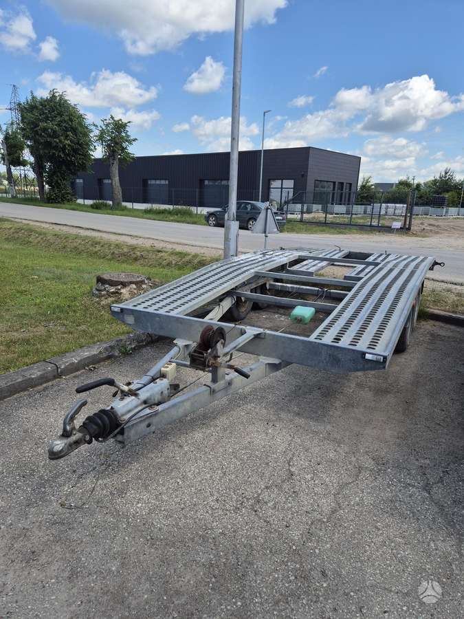 Rydwan Euro B2600, auto transporter