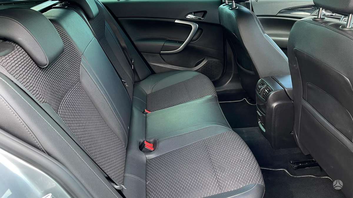 Opel Insignia, 2.0 l., wagon