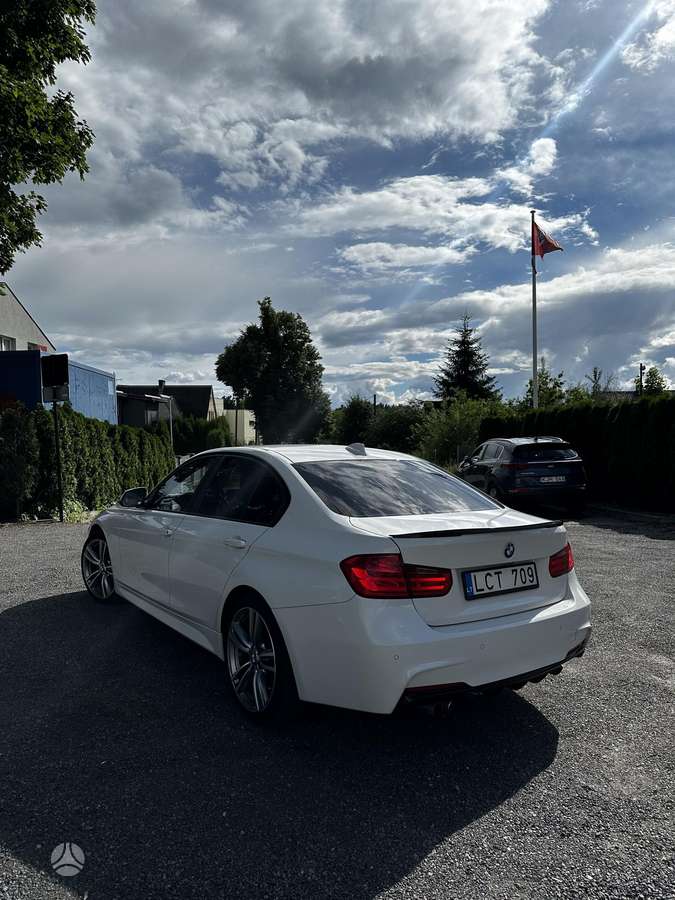 BMW 328, 2.0 l., Седан