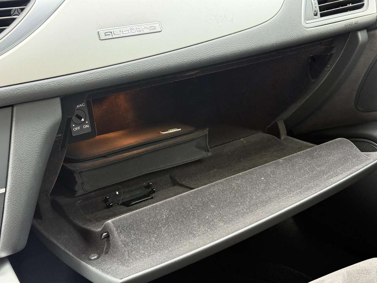 Audi A6, 2.0 l., universalas