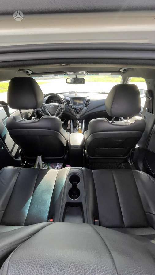 Hyundai Veloster, 1.6 l., hatchback