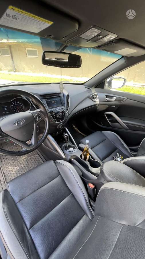 Hyundai Veloster, 1.6 l., hatchback