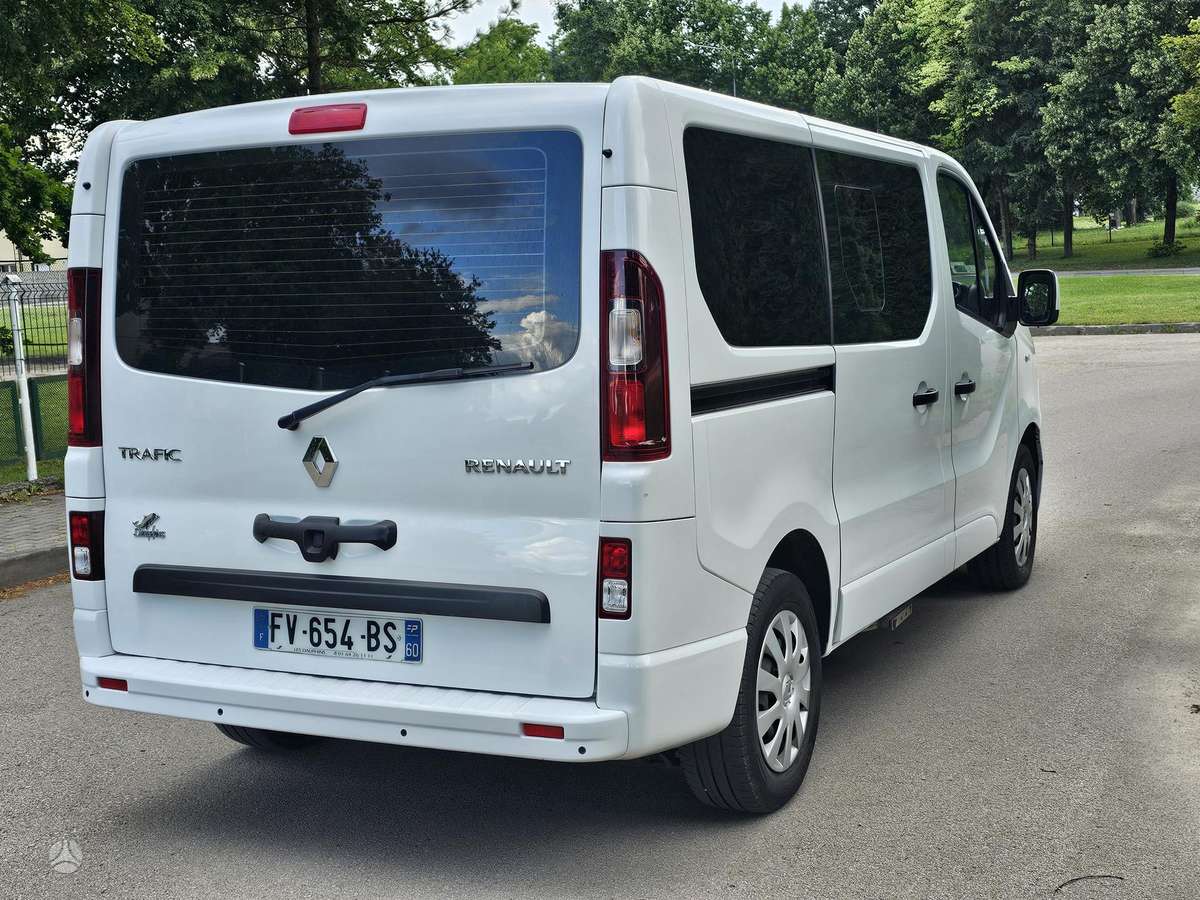 Renault Trafic - 10