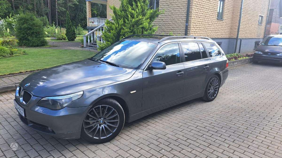 BMW 525, 2.5 l., Универсал