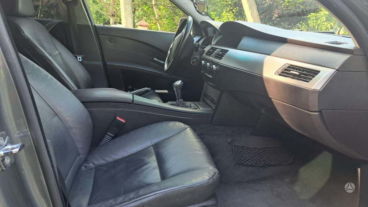 BMW 525, 2.5 l., wagon