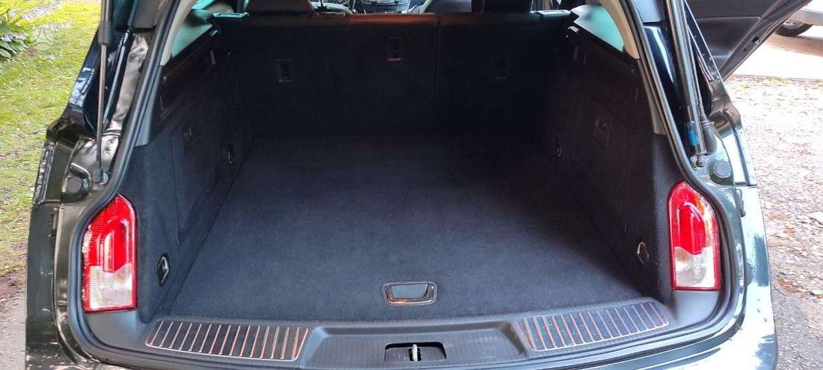 Opel Insignia, 2.0 l., wagon