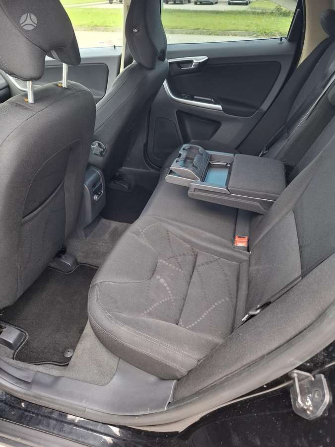 Volvo XC60 - 11