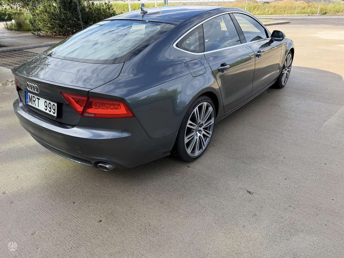 Audi A7, 3.0 l., saloon / sedan