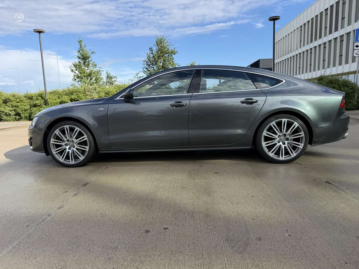 Audi A7, 3.0 l., saloon / sedan