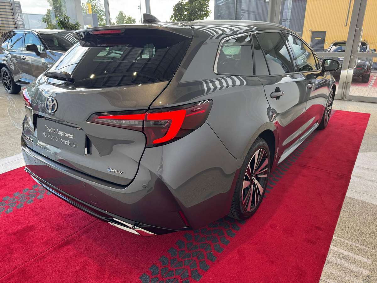Toyota Corolla - 6
