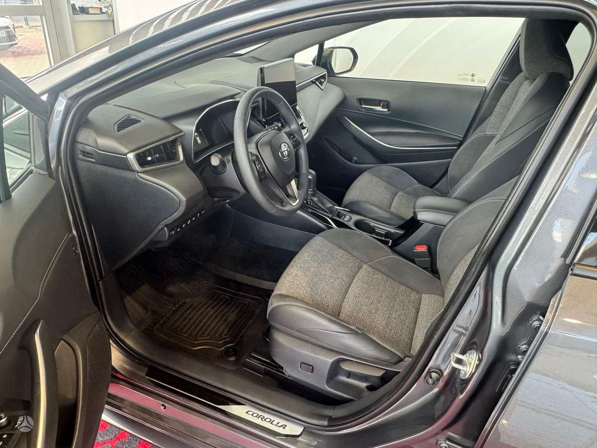Toyota Corolla - 9
