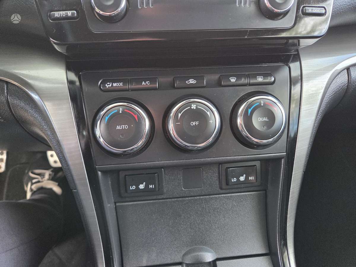 Mazda 6, 2.2 l., universalas