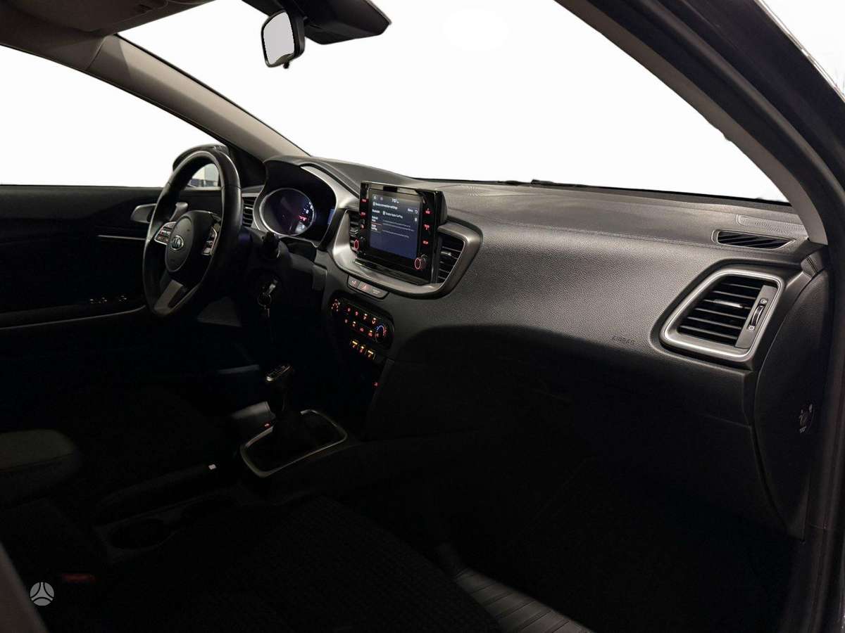 Kia Ceed, 1.0 l., Хэтчбек