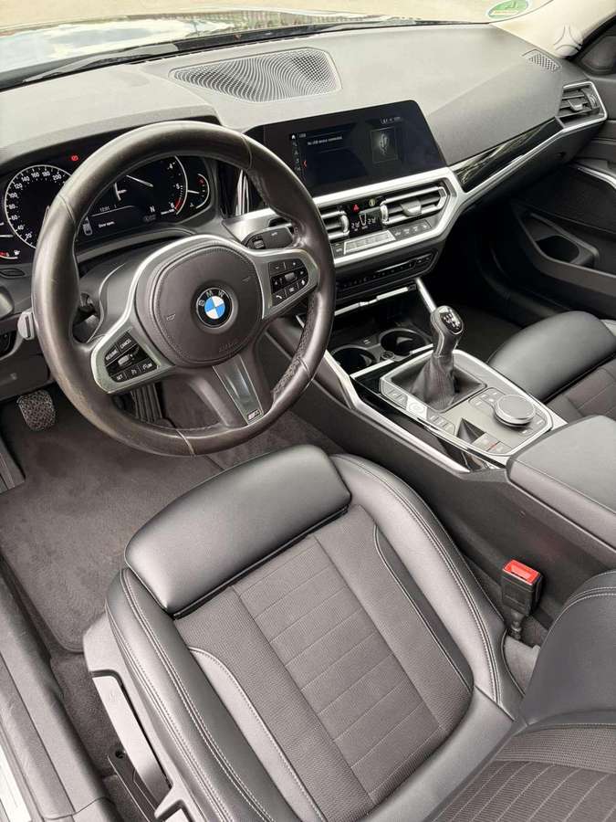 BMW 320, 2.0 l., Седан