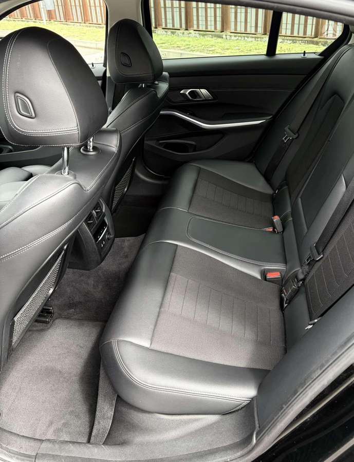 BMW 320, 2.0 l., Седан