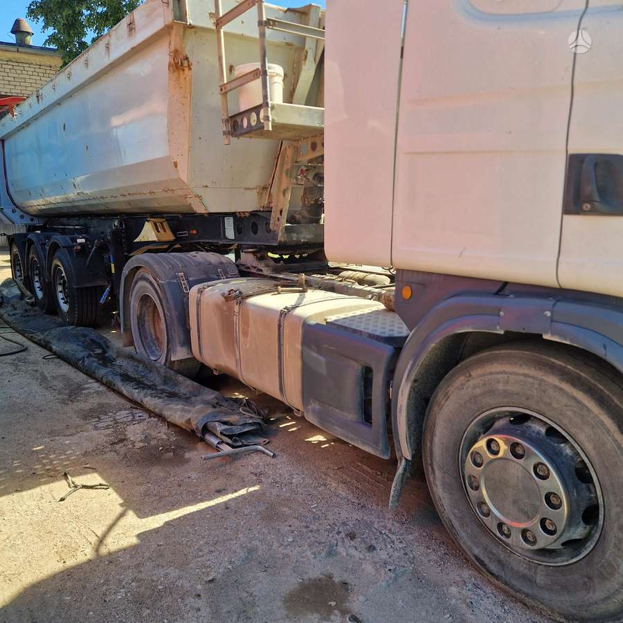 Scania 124L, double sleeper