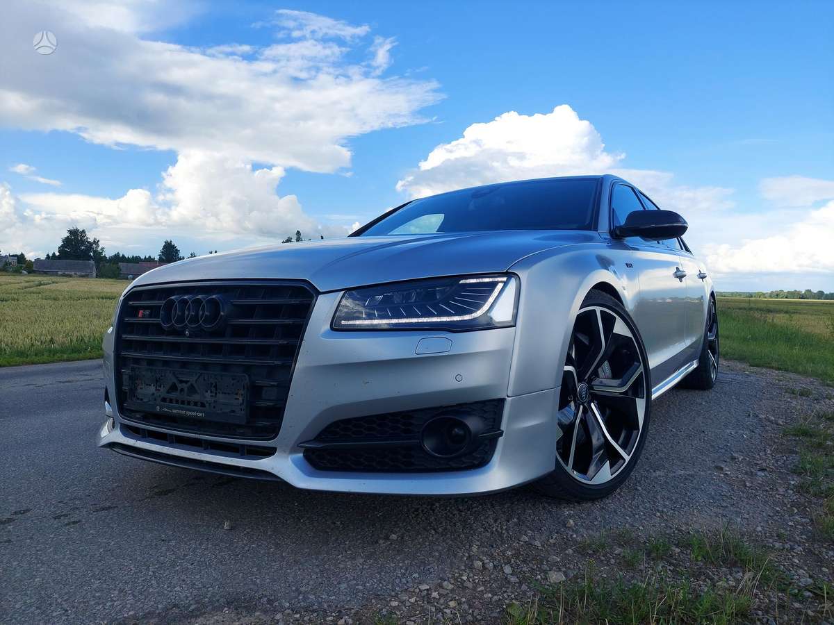 Audi S8, 4.0 l., saloon / sedan