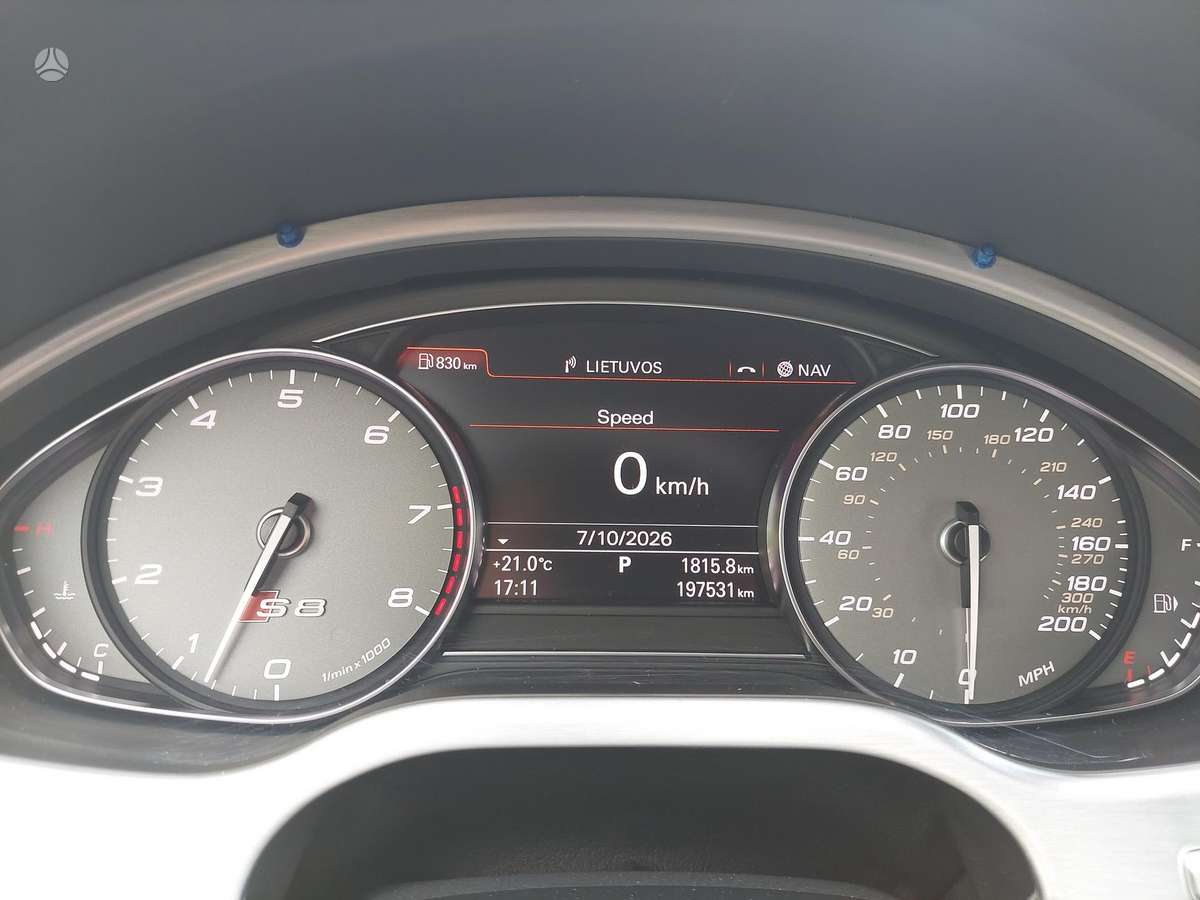 Audi S8, 4.0 l., saloon / sedan