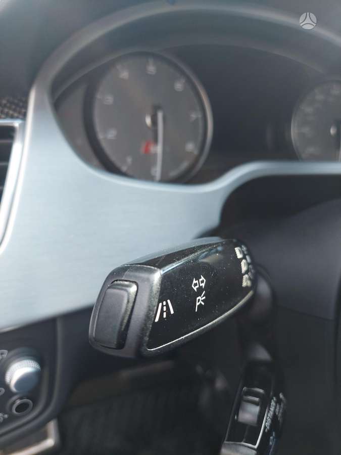 Audi S8, 4.0 l., saloon / sedan