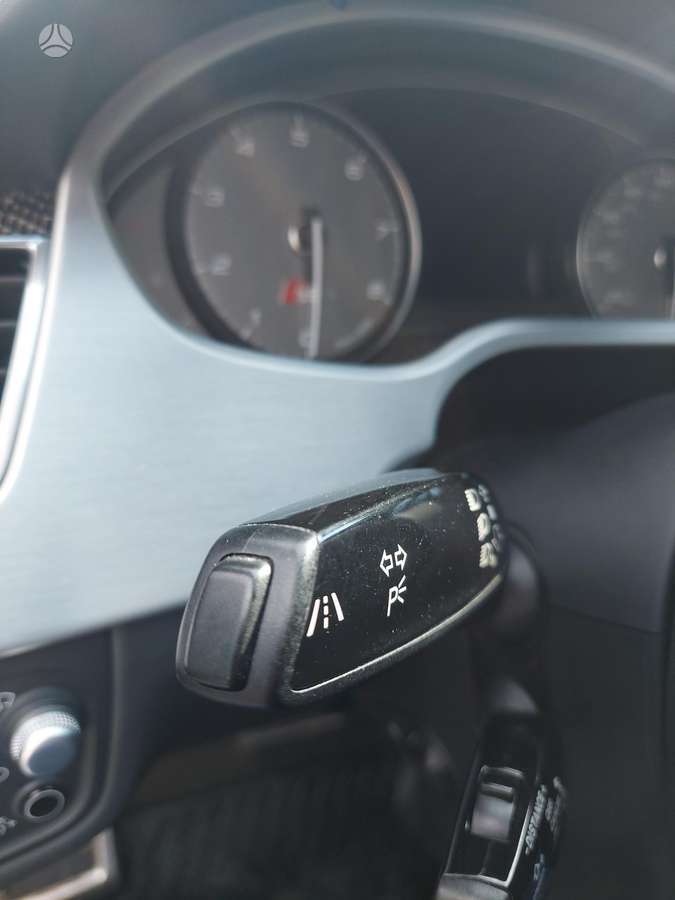 Audi S8, 4.0 l., sedanas