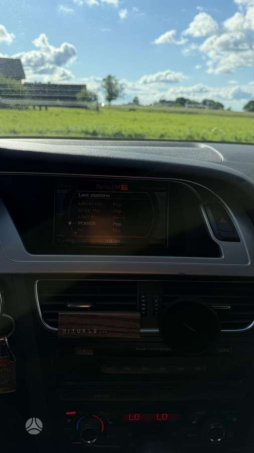 Audi A4, 2.7 l., Универсал