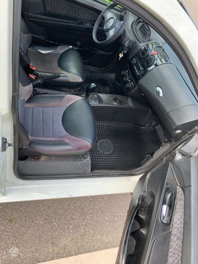 Ligier ixo, 0.4 l., hatchback