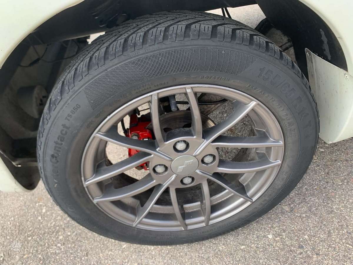Ligier ixo, 0.4 l., hatchback