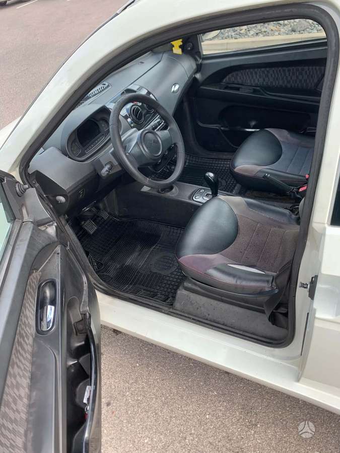 Ligier ixo, 0.4 l., hatchback