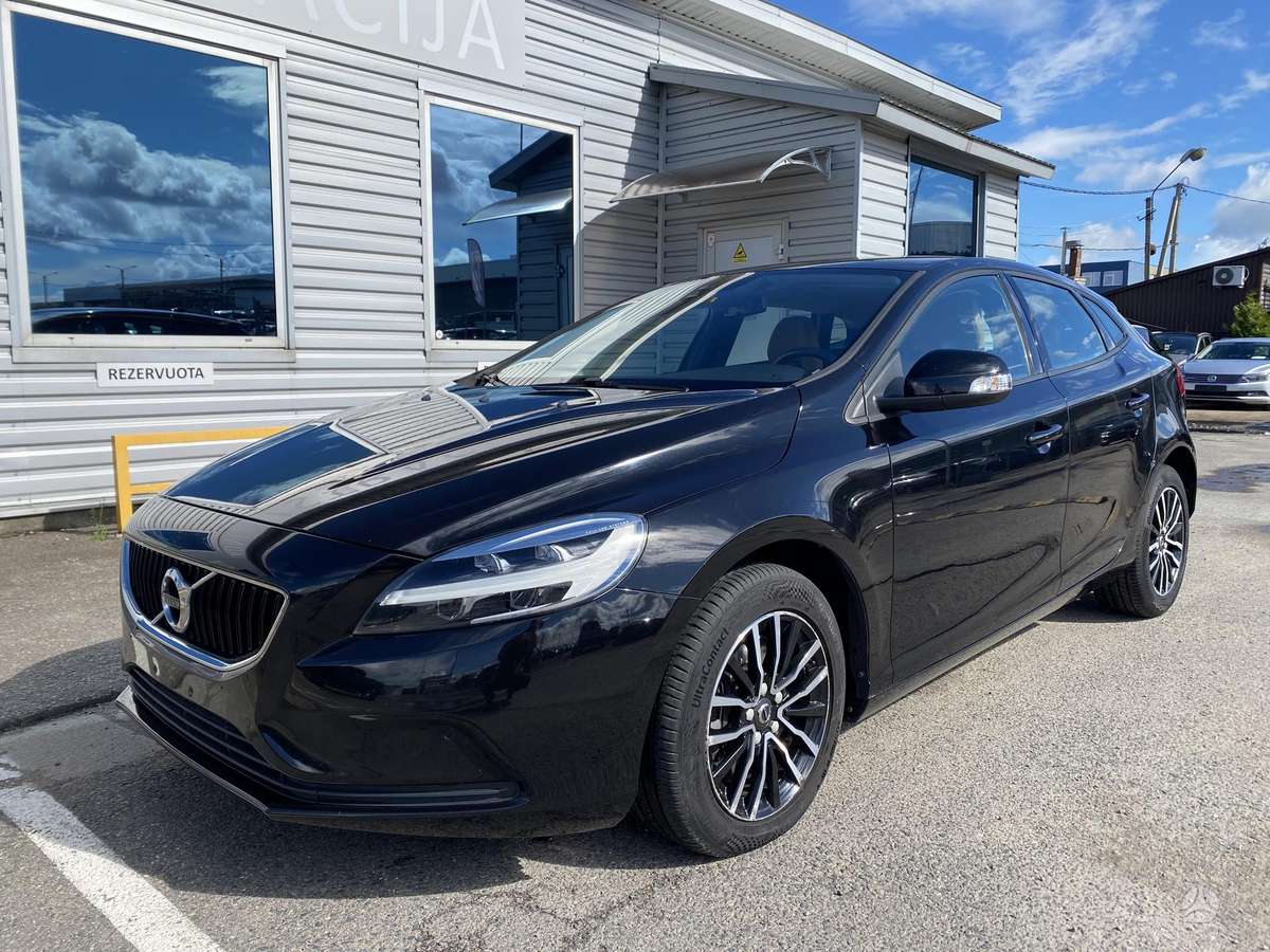 Volvo V40, 2.0 l., Хэтчбек