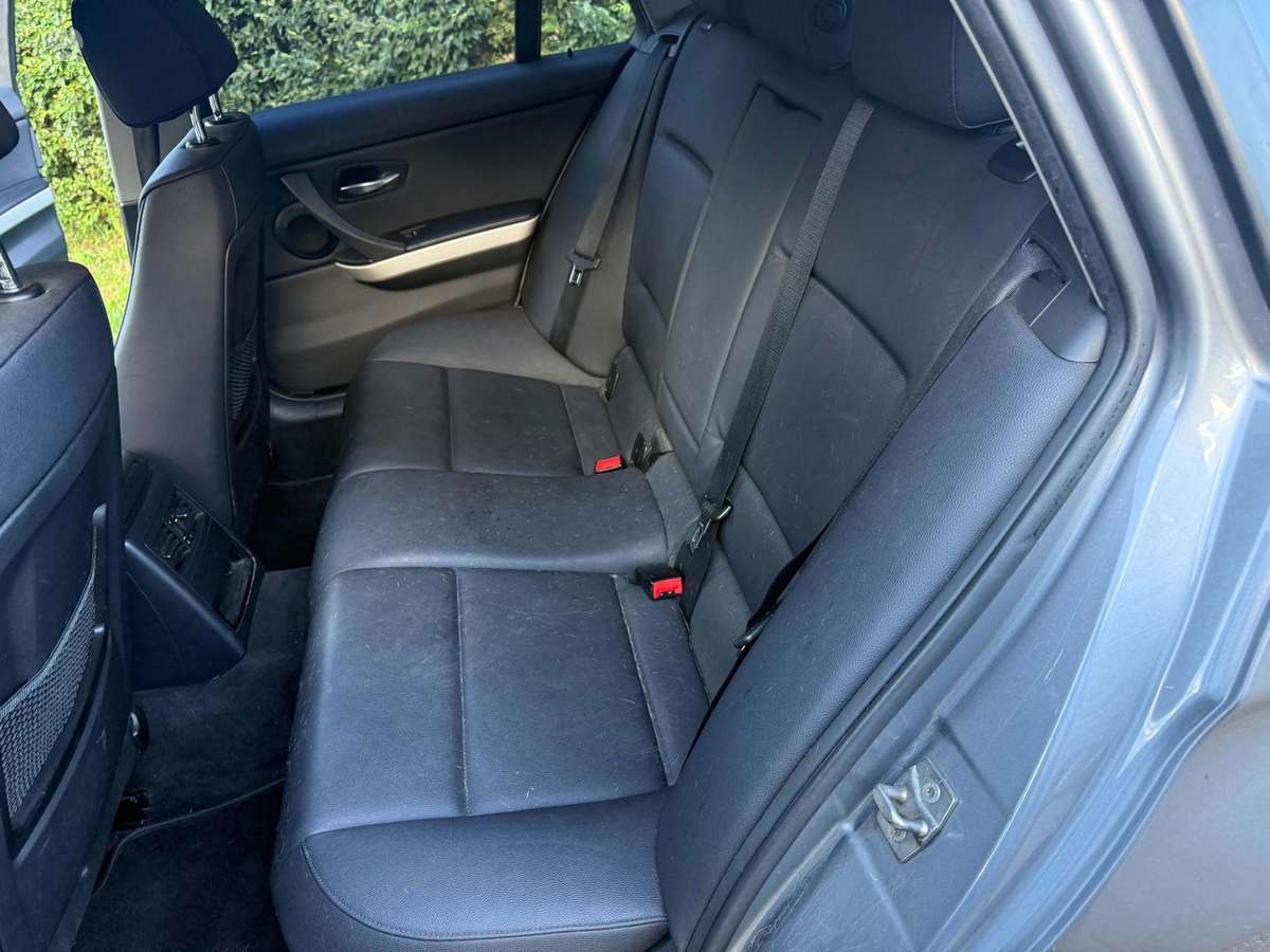 BMW 318, 2.0 l., universalas