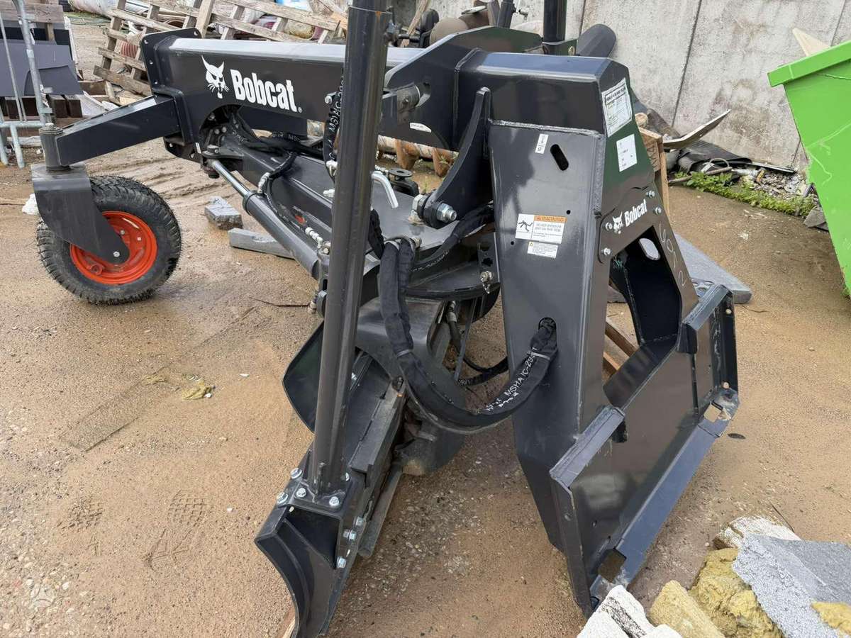 Bobcat Greideris + 2D, greideriai