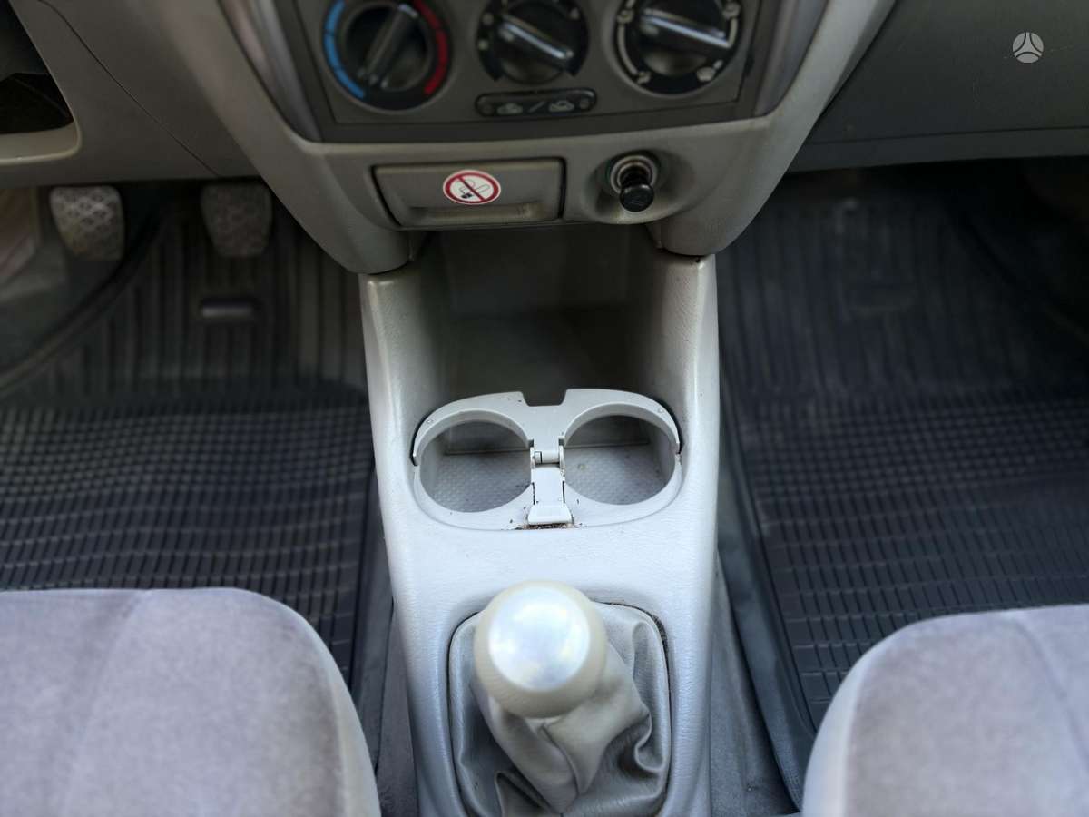 Mazda Premacy, 2.0 l., mpv / minivan