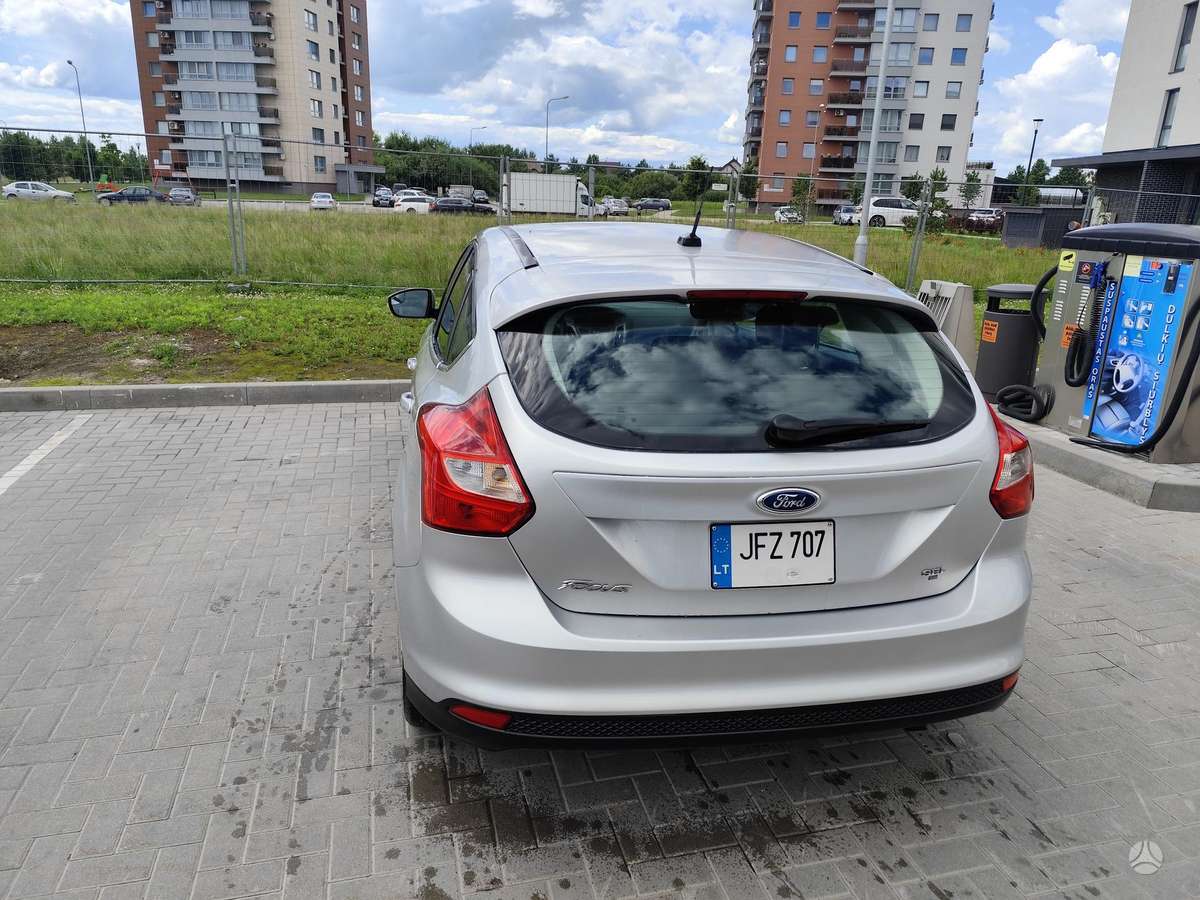 Ford Focus, 2.0 l., Хэтчбек