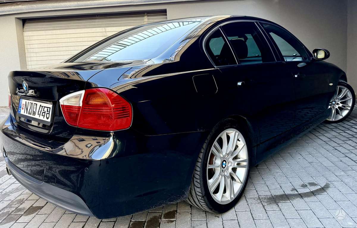 BMW 325, sedanas