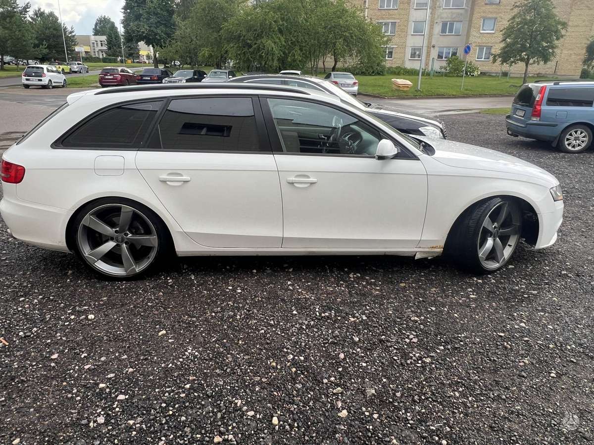 Audi A4, 2.0 l., universalas