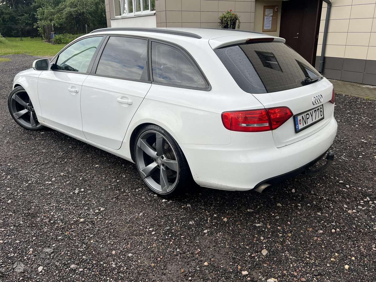 Audi A4, 2.0 l., Универсал