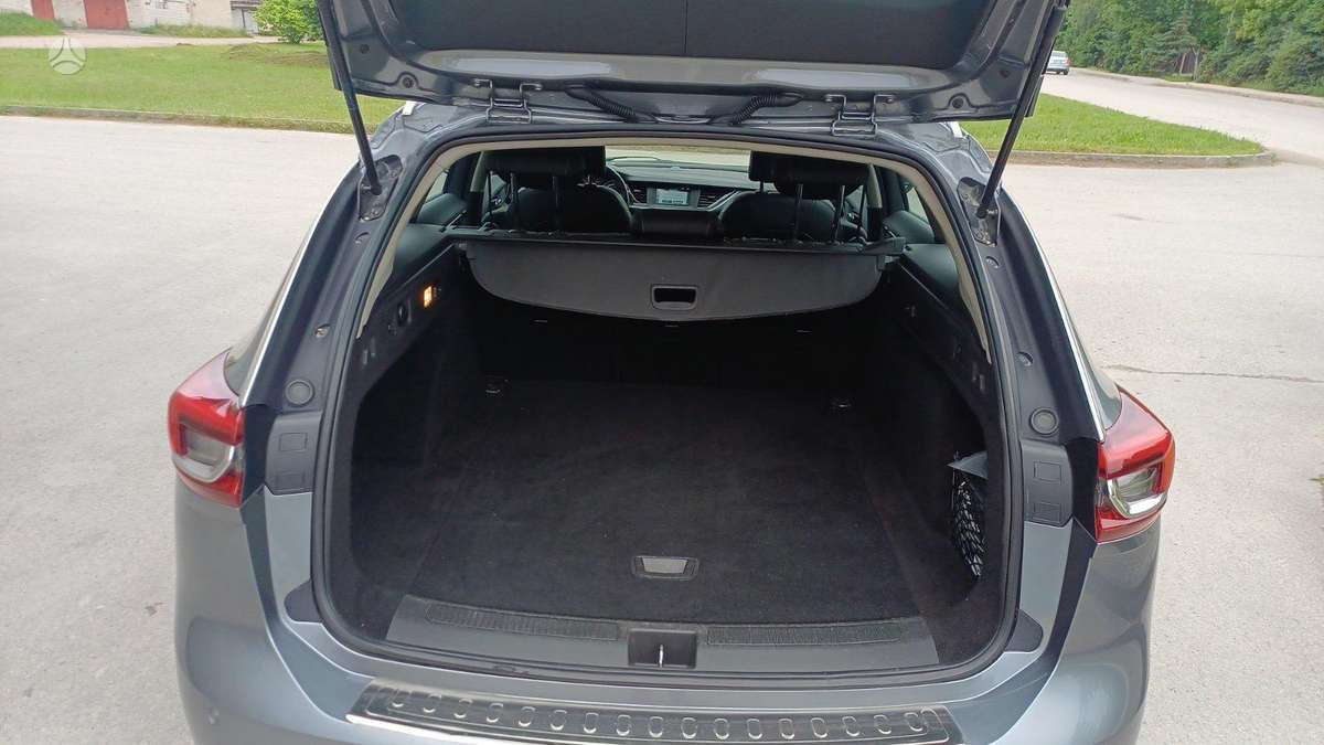 Opel Insignia, 1.6 l., Универсал