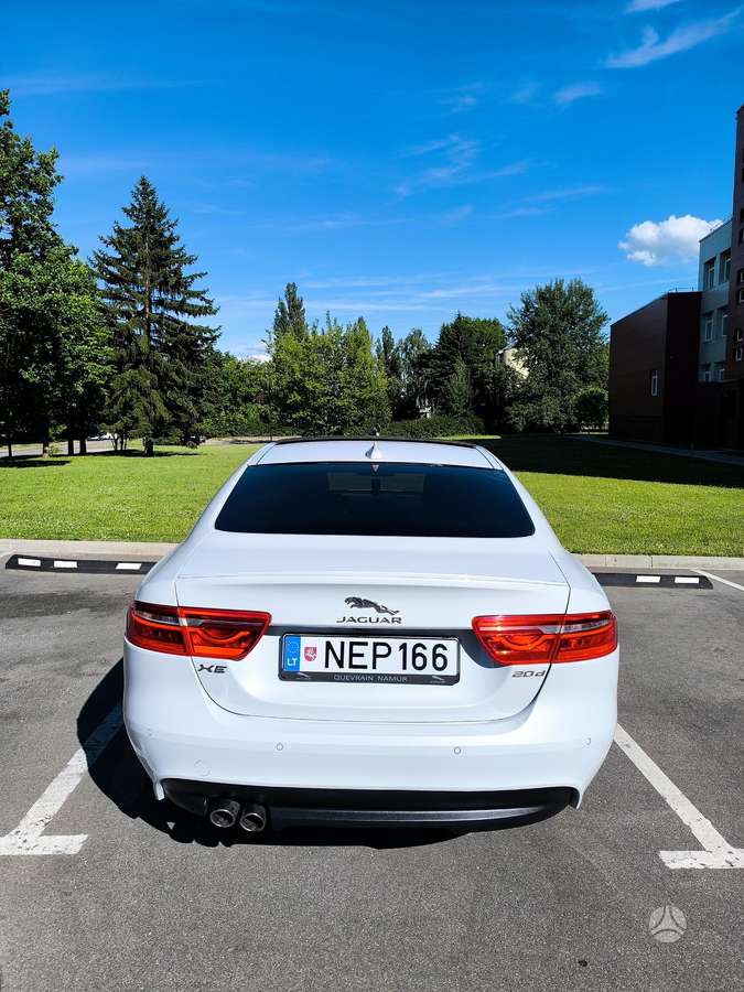 Jaguar XE, 2.0 l., Седан