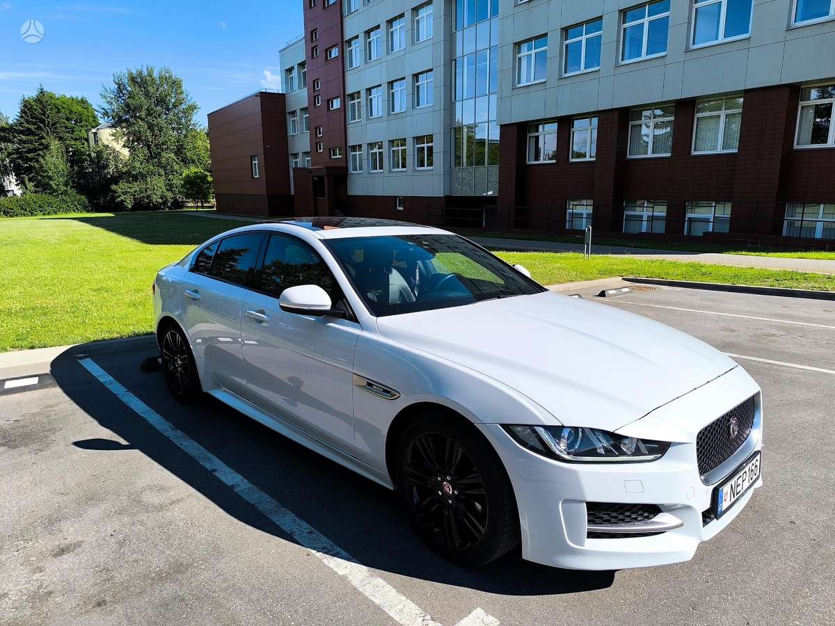 Jaguar XE, 2.0 l., Седан