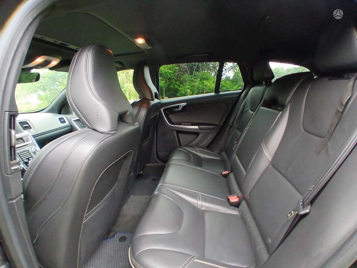 Volvo V60, 2.0 l., Универсал