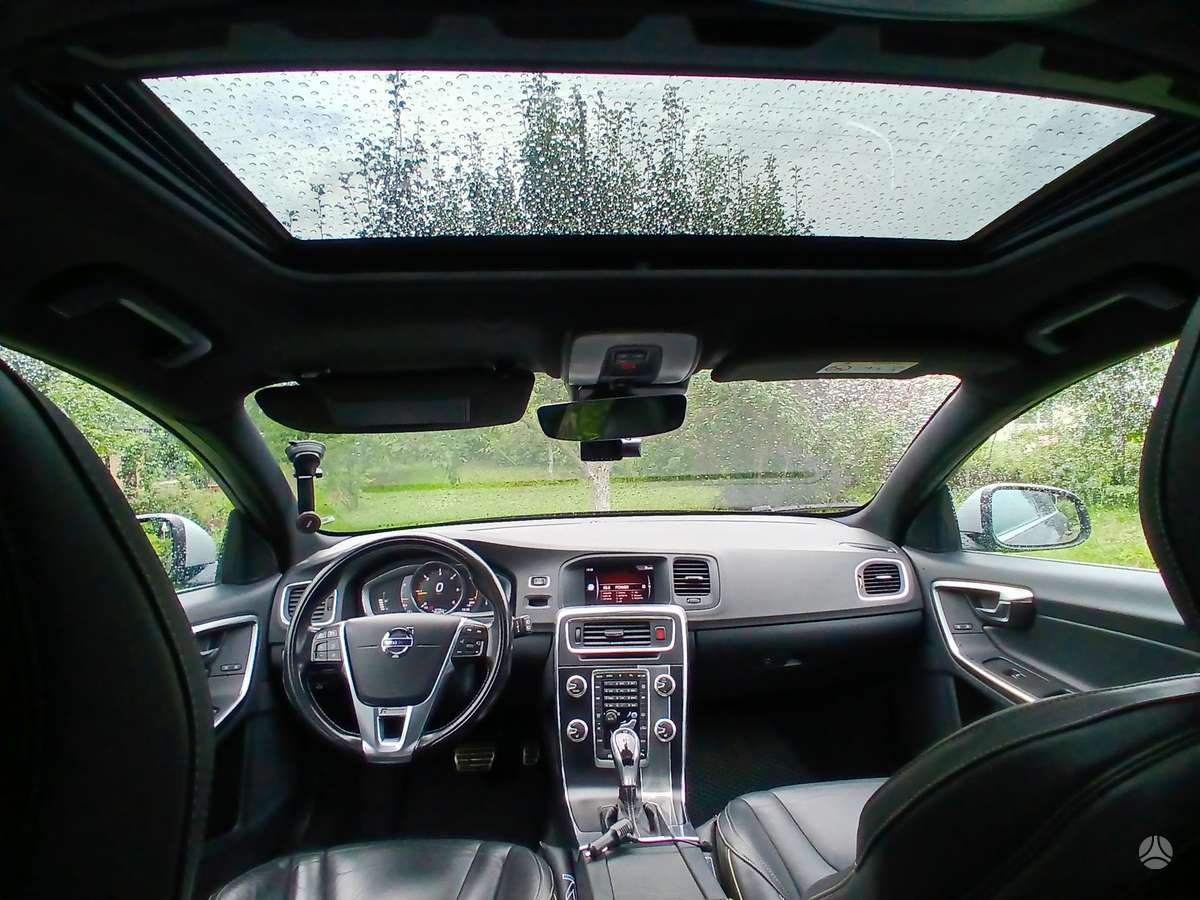 Volvo V60, 2.0 l., Универсал