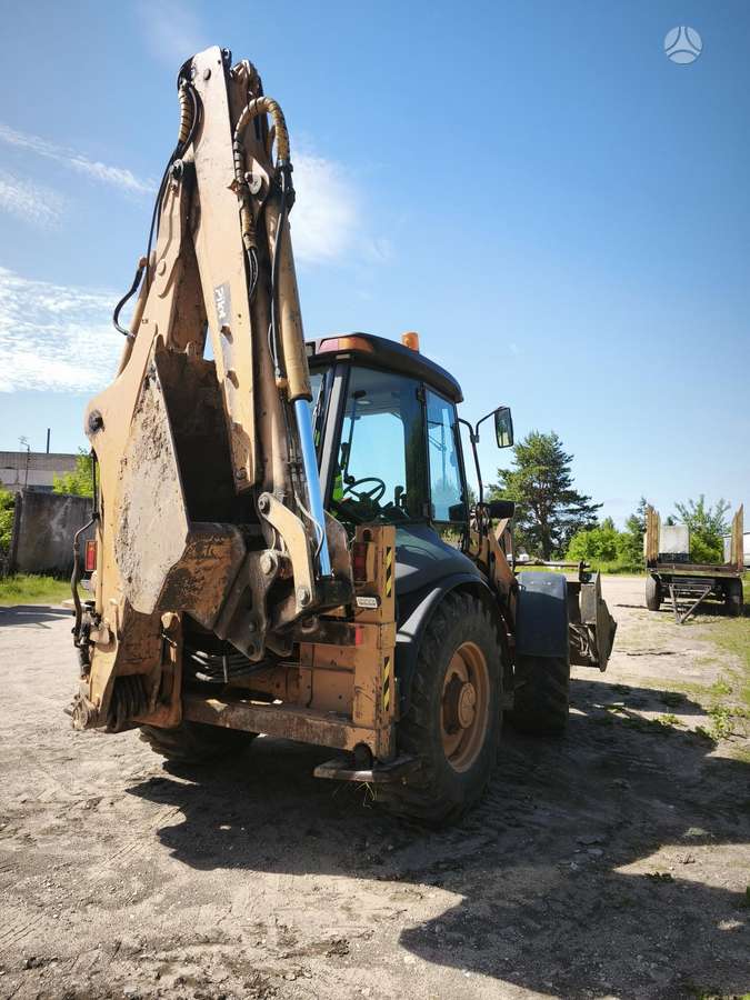Case 695sr, ekskavatoriniai krautuvai