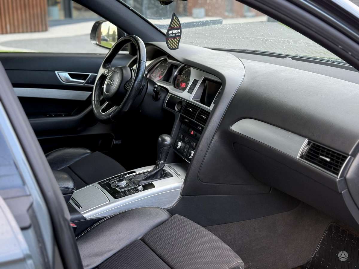 Audi A6, sedanas