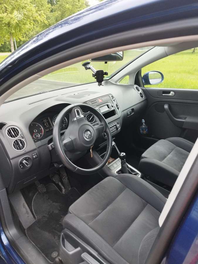 Volkswagen Golf Plus - 9