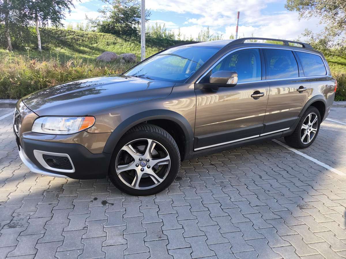 Volvo XC70, 2.4 l., Универсал
