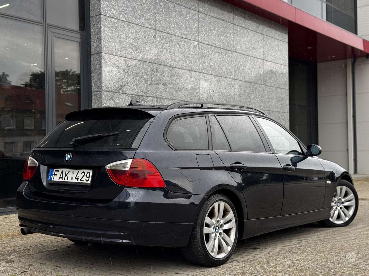 BMW 320, 2.0 l., wagon
